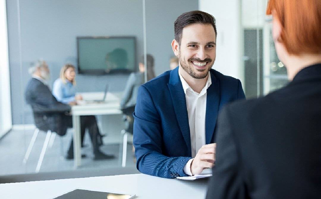 Treating your Customer as a Business Deal 100 1